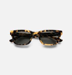 Sunglasses: Savage | Tokyo Havanna