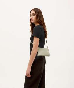 Handbags And Wallets: Mr Minimese | Kina