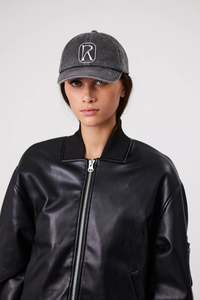 Under 100: Neva Cap | Washed Black