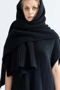 In Stock Items Only: U Scarf |  Black O/S