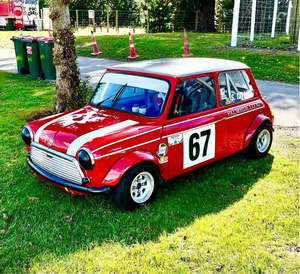 Windscreens: Mini Tinted front windscreen - Classic Mini