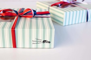 Products: Savoury Snack Box - Paneton Bakery