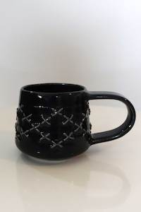 Homeware: PĀTIKI MUG BLACK