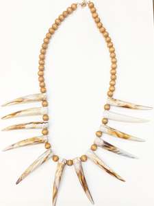 Panikeke Accessories: MINOI ULA NIFO