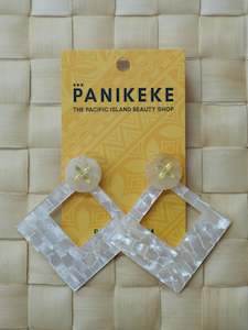 Panikeke Earrings: MAOTA WHITE DANGLE