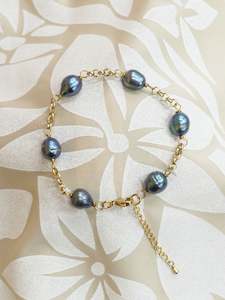 VALANI PEARL BRACELET