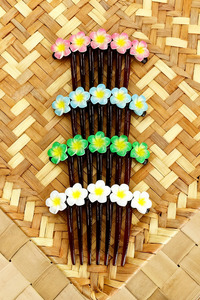 Island Sei Hair Clips: PUA FRANGIPANI SELU HAIRCOMB