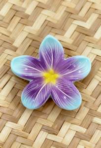 PUA FRANGIPANI HAIR CLIP