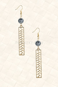 HALIFA PEARL DANGLES