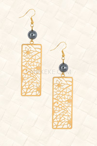 Panikeke Jewellery: NALIFA PEARL DANGLES