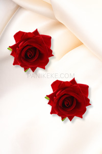 ROSE SEI STATEMENT STUDS