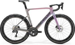 Road Bikes: 2026 REACTO 8000