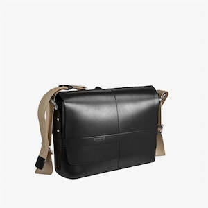 Barbican Leather Sholder Bag Black
