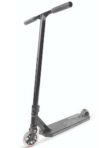 Scooters: MADD GEAR VIRAL EXTREME SCOOTER BLACK SHADOW