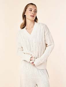 Cotton Cashmere Cable V-Neck Jumper