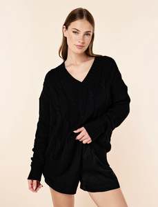 Cotton Cashmere Cable V-Neck Jumper