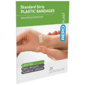 Family Refill: Plastic Plasters 72mm x 19mm box of 10