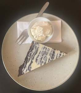 Cakes Muffins And Tarts: Caramel Slice