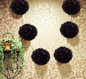 Tissue Pom-Pom Garland Black - 3 mtrs