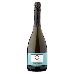 Products: Methode Traditionnelle (Bubbles) - Passage Rock Restaurant & Winery Waiheke