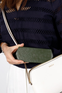 Accessories 1: Fox and Leo glasses case - Olive