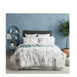 Home Decor: Floral Vine Quilt Cover Set