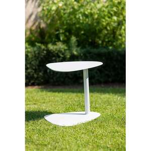 Outdoor: Monica Outdoor side table - Lasting Durability