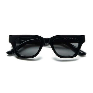 Chimi: CHIMI SUNGLASSES MANTA - BLACK