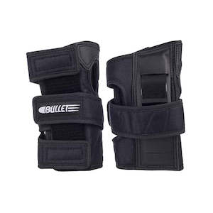 Skateboard Wrist Guards: BULLET ADULT WRIST GUARDS - BLACK