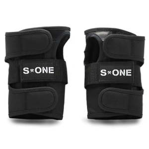 Skateboard Wrist Guards: S1 WRISTGUARDS - BLACK