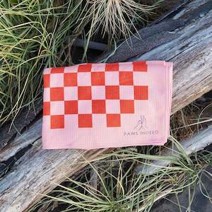 Coral Sunset Sandless Towel