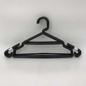 Bedroom Accessories: Cloth Hanger 5pcs