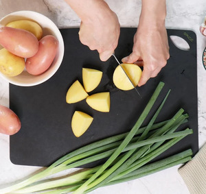 Kitchen: Eco Basics Cutting Board – Medium Black