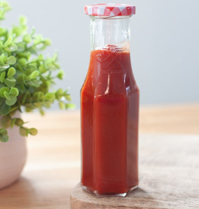 Kitchen: Kates Hexagonal Sauce Bottle 250ml