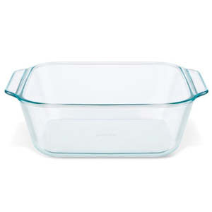 Kitchen: Pyrex Deep Dish Baking Dish 2.5L
