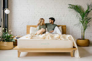 Mattress: Peace Lily Hybrid Mattress