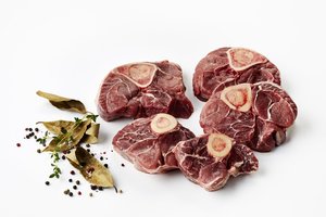 Products: Pearl Veal Two Person Winter Box - Pearl Veal