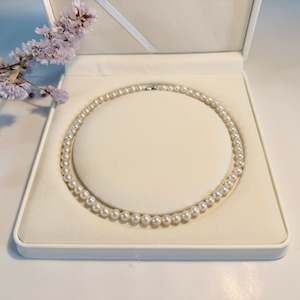 Pearl Necklace: 6-7mm Grade AAAA Freshwater Pearl Necklace
