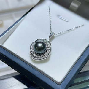 Black Tahitian Pearl Rose Pendant