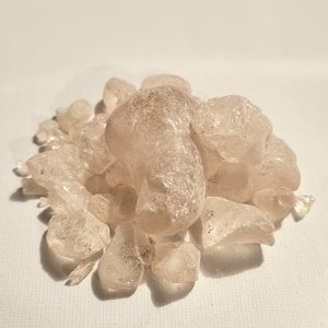 Products: Damar Resin - Sample Size - Pea Sea Art
