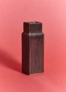 Misma Anaru Column Vase (Hickory)