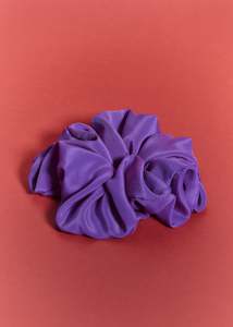 Silk Scrunchie (Iris)