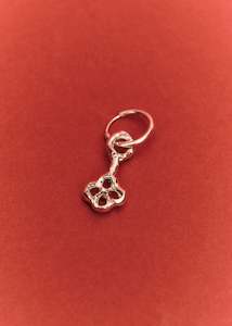 Shannen Young Charm Earring (Key)
