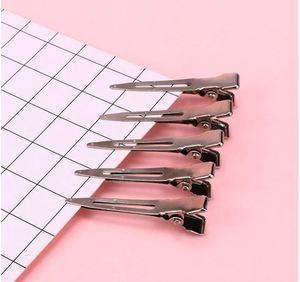 Hair: PIN CURL CLIPS