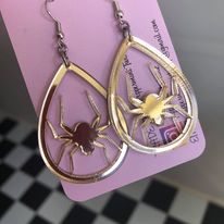 GOLD SPIDER EARRINGS