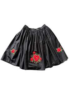 Sz 12: COLLECTIF ROSE SKIRT | 12