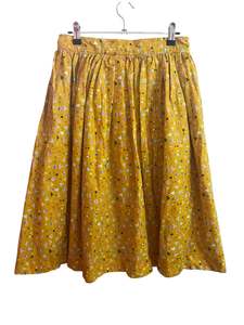 Sz 10: HEARTS & FOUND MUSTARD SKIRT | 10