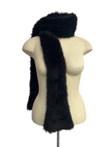 LUXE BLACK FUR SCARF