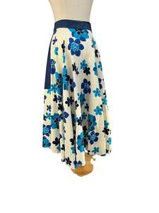 Vintage Dresses: DENIM AND DAISY SKIRT | 10