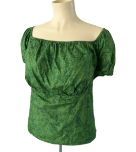 Sale: GREEN PEASANT TOP 20+